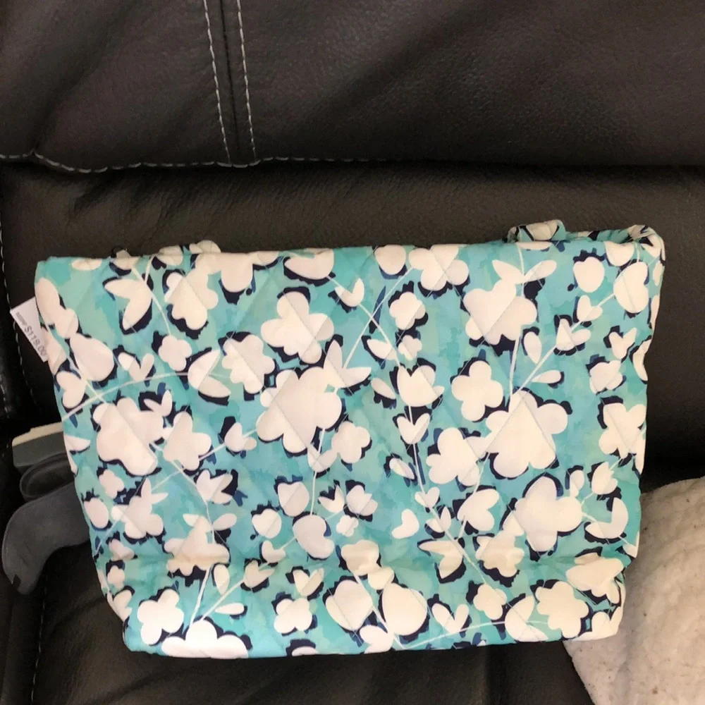 Ultra light small vera in cut vines cool